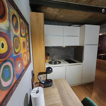 Funky And Modern Studio Apartment *